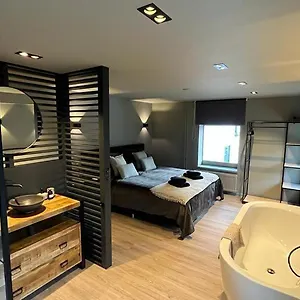 https://vakantiewoning-in-het-heuvelland-nabij-valkenburg.eindhoven-hotels.net